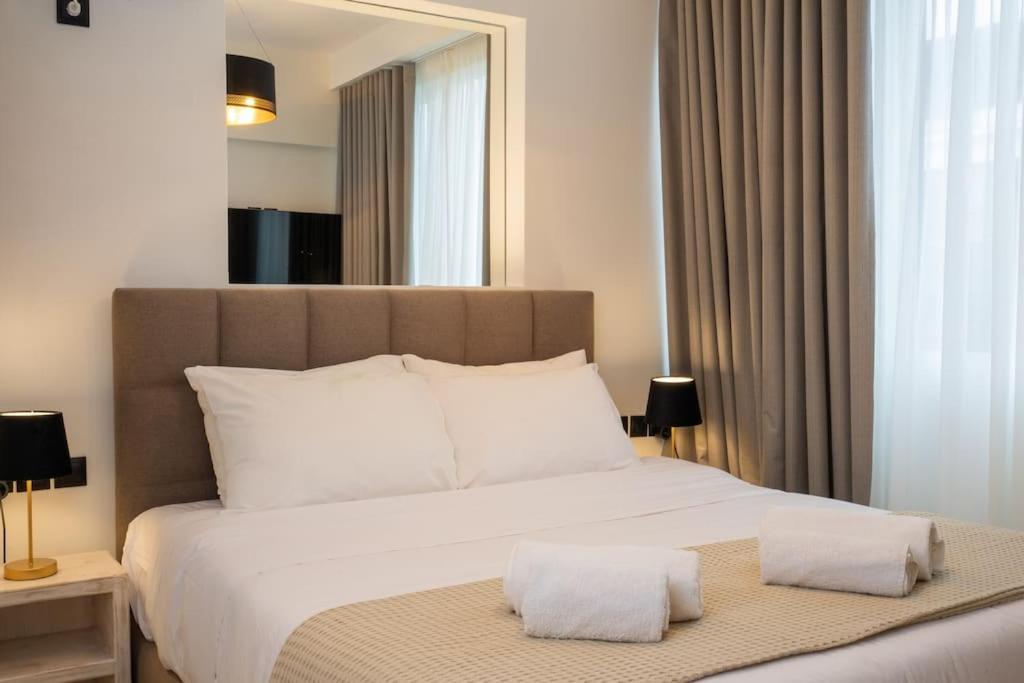 Dema Luxury Suites - Perikleous E6 Aten Exteriör bild