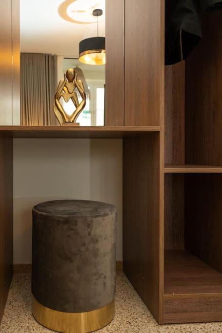 Dema Luxury Suites - Perikleous E6 Aten Exteriör bild