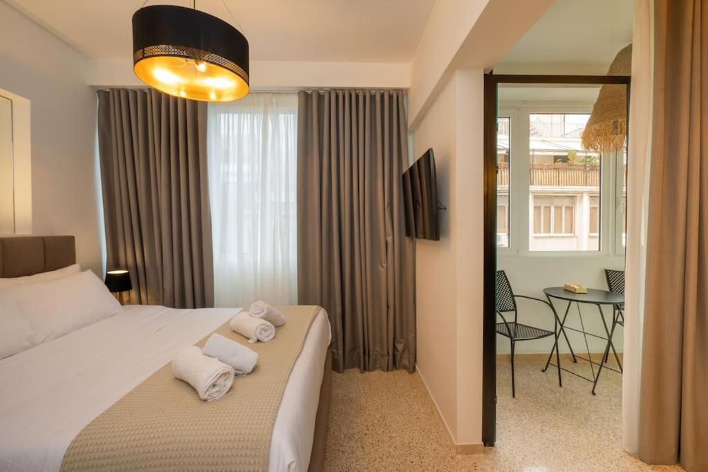 Dema Luxury Suites - Perikleous E6 Aten Exteriör bild